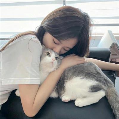 特维和他的七个女儿